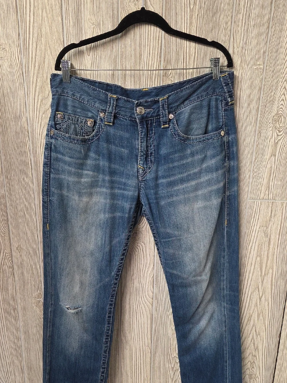 True Religion Slim Distressed Jeans Mens Size 32